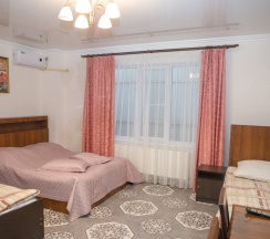 Четырёхместный номер Standard с видом на город в Централь