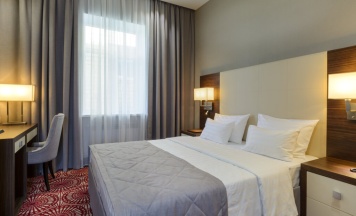 Одноместный номер в Senator Hotel