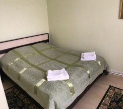 Стандартный семейный номер двухкомнатный в Зверево