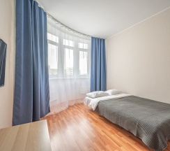 Улучшенная квартира ул. 8 Марта 190 на 17 этаже с отдельной спальней в Rooms-Eкб