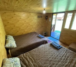 Четырёхместный номер Стандартный с видом на горы в Чинолык