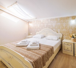 Двухместный стандарт с балконом в Avsteria