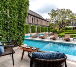 Двухместный Pool Access номер Deluxe 2 отдельные кровати в Villa Deva Resort & Hotel Bangkok