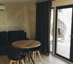 Дом в сосновом лесу в Хвоя