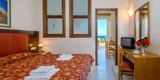 Камисиана: Отель Selini Suites