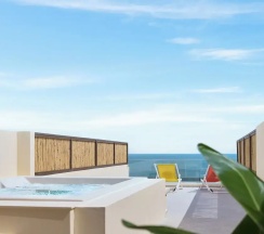 Люкс семейный Mini Pool с видом на море в Grecotel Marine Palace & Aqua Park