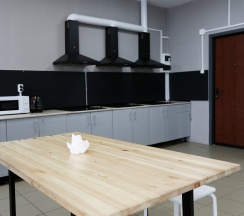 Койко-место в женском номере на 6 человек в Alfa Best House