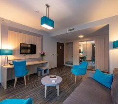 Одноместная студия Superior с балконом в Regnum Residence
