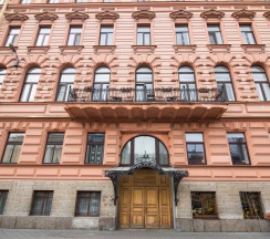 3-комнатные апартаменты студия в Apart24