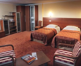 Номер полулюкс с 2 односпальными кроватями в Azimut Отель Ставрополь