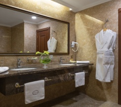 Четырёхместный номер Коннект в President Hotel Minsk