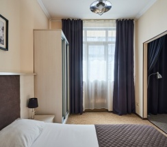 Люкс с 2 комнатами и балконом в Family Park Hotel