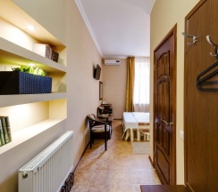 Стандарт Бизнес в Мартон Пашковский