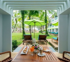 Трёхместный номер Deluxe с балконом в The Briza Beach Resort Khaolak