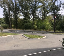 Студия с балконом и с видом на реку в Апартаменты на Берегу Реки, Центр Города, Самостоятельное Заселение