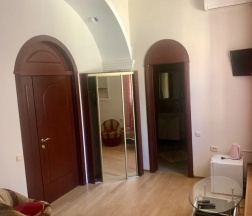 КОМФОРТ с Джакузи в У двух львов