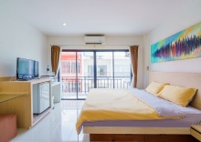 Номер Deluxe в Modern Place Patong Beach