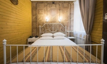 "Оливковый" Стандарт первая категория в Hotel Heivic House