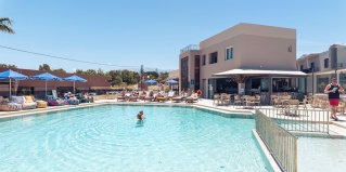 Агия Марина: Курортный отель Chrispy Beach Resort
