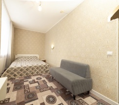 Номер улучшенный полулюкс с 1 двуспальной кроватью в Москва