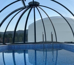 Купол с цветами в Воздух