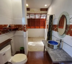 Двухместная вилла двуспальная кровать в Vartika Resovilla KuiBuri Beach Resort and Villas