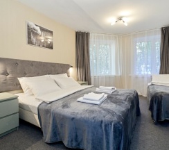 Трехместный номер категории Комфорт Плюс в У семи мостов