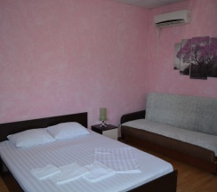 Стандарт с двуспальной кроватью и доп местом в Гостевой дом