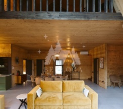 Дом с купелью и сауной (до 10 гостей) АТЛАНТ в Berloga Country Resort