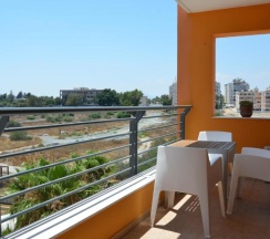 Апартаменты с балконом в Mirabella Mackenzie 1 Bedroom Flat Sleeps 4