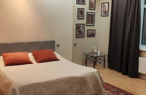Гатчина: Апартаменты Квартира в центре Гатчины рядом с парками и соборами