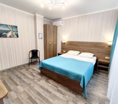 Двухместный номер Standard с балконом двуспальная кровать в Camelia