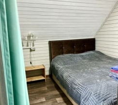 Двухэтажный коттедж Дом Медведя до 7 гостей в Командор