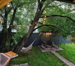 Box House в Дом Слон