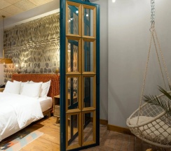 Двухместный номер Улучшенный (2 отдельные кровати) в Khedi Hotel