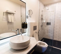Двухместный полулюкс двуспальная кровать в Mogan hotel