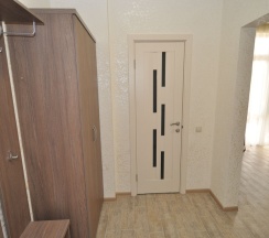 Четырёхместный номер Comfort с балконом и рядом с пляжем в Легенда
