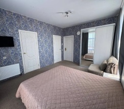 Двухместные апартаменты двуспальная кровать в Мелис