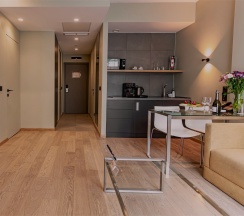 Junior Suite Deluxe (Полулюкс Делюкс) в Mamaison All-Suites SPA Hotel Pokrovka Moscow