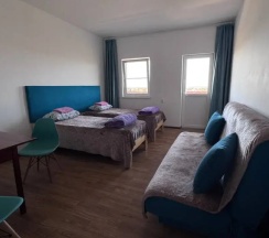 Семейный номер Superior с балконом и с красивым видом из окна в Акварель