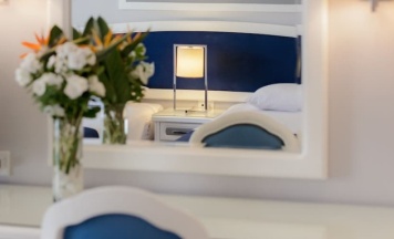Двухместный номер Superior с видом на сад двуспальная кровать в Desert Rose Resort