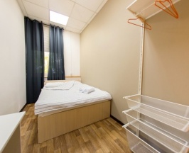Стандартный номер с двухспальной кроватью размера Queen в Z Hostel