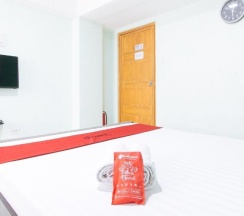 Двухместный номер Standard двуспальная кровать в RedDoorz near C5 Kalayaan Avenue Makati