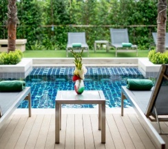 Трёхместный номер Pool Access Deluxe в Phuket Graceland Resort And Spa