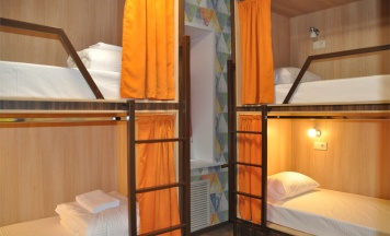 №4 Мужской 6- местный в Пикассо