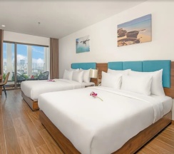 Трёхместный семейный полулюкс в Gold Plaza Hotel Da Nang