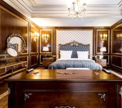 Люкс Royal с красивым видом из окна в Rixos Khadisha Shymkent