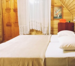 4 местный номер Комфорт в эко-коттедже в Петрович