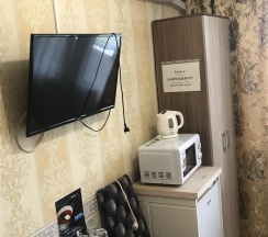 Номер стандарт с 1 двуспальной кроватью и диваном в ОтельОк