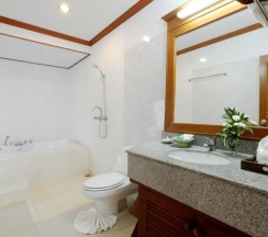 Двухместный полулюкс двуспальная кровать в Sand Sea Resort